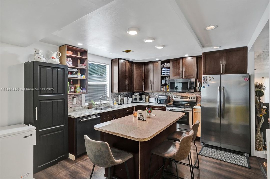 For Sale: $209,000 (4 beds, 3 baths, 5479 Square Feet)