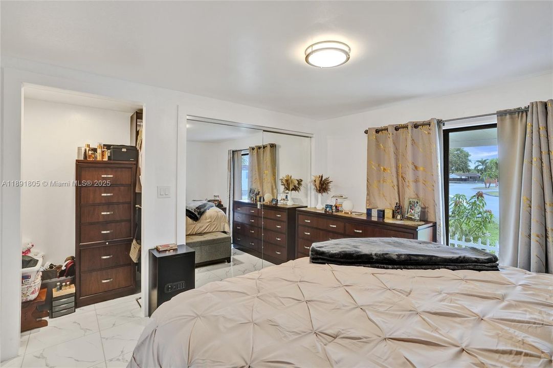 For Sale: $209,000 (4 beds, 3 baths, 5479 Square Feet)