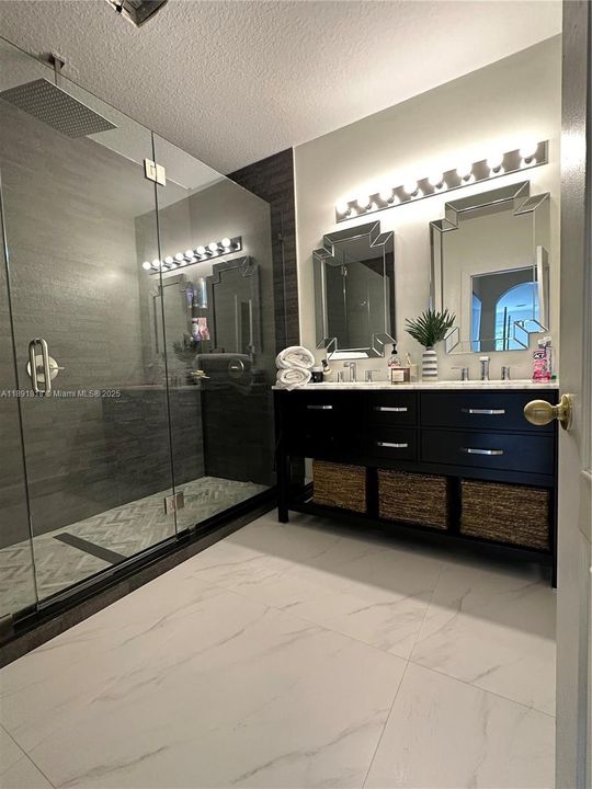 For Sale: $815,000 (3 beds, 2 baths, 2229 Square Feet)