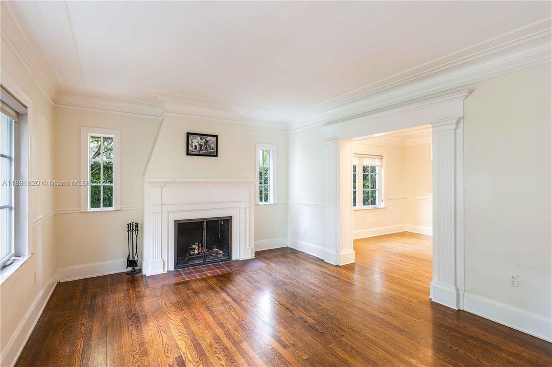 Active With Contract: $1,795,000 (4 beds, 3 baths, 2149 Square Feet)