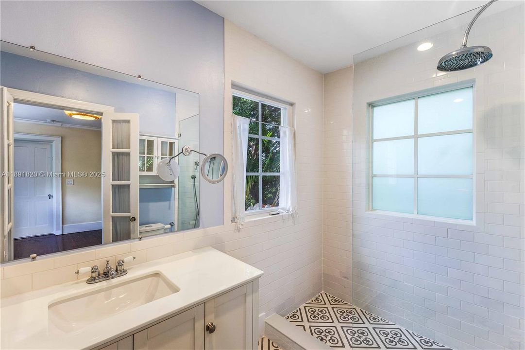 Active With Contract: $1,795,000 (4 beds, 3 baths, 2149 Square Feet)