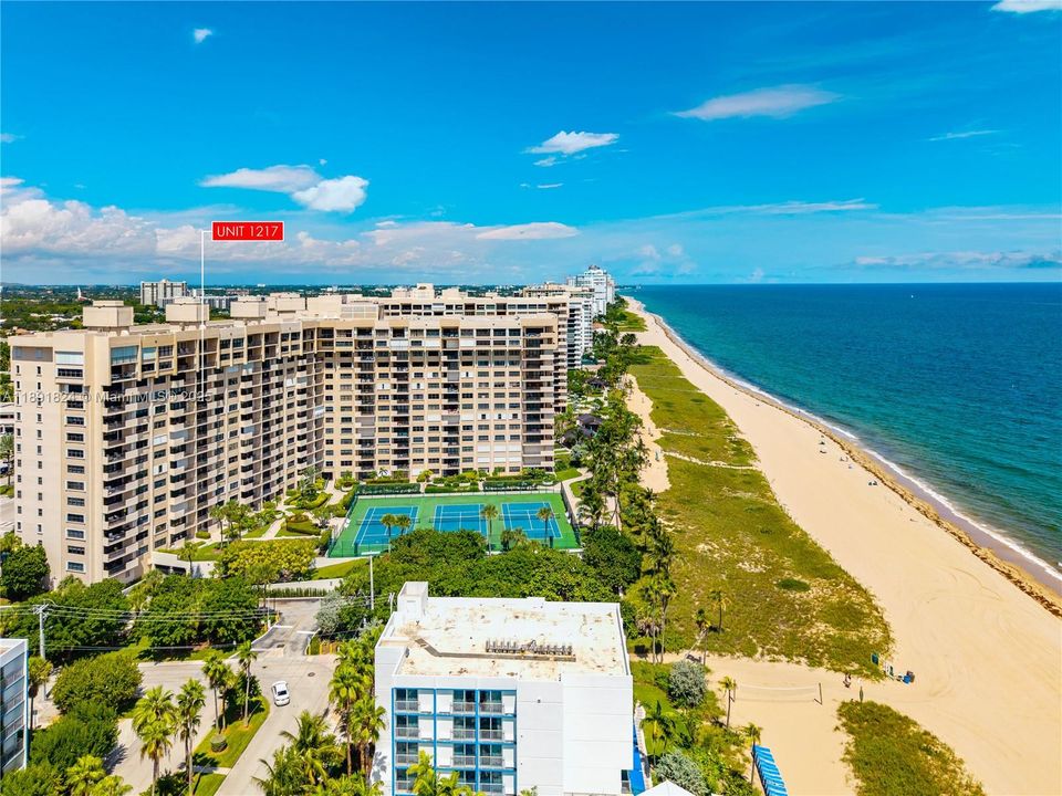 На продажу: $895,000 (2 спален, 2 ванн, 1760 Квадратных фут)