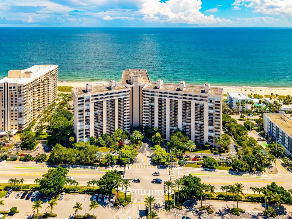 На продажу: $895,000 (2 спален, 2 ванн, 1760 Квадратных фут)