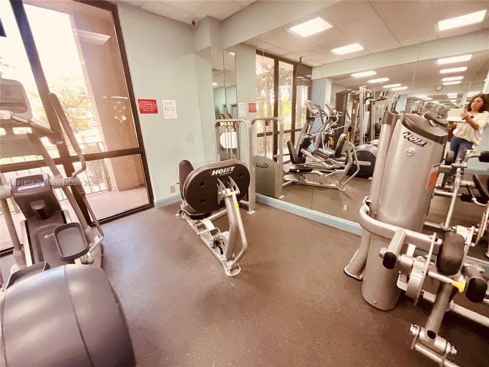 На продажу: $895,000 (2 спален, 2 ванн, 1760 Квадратных фут)