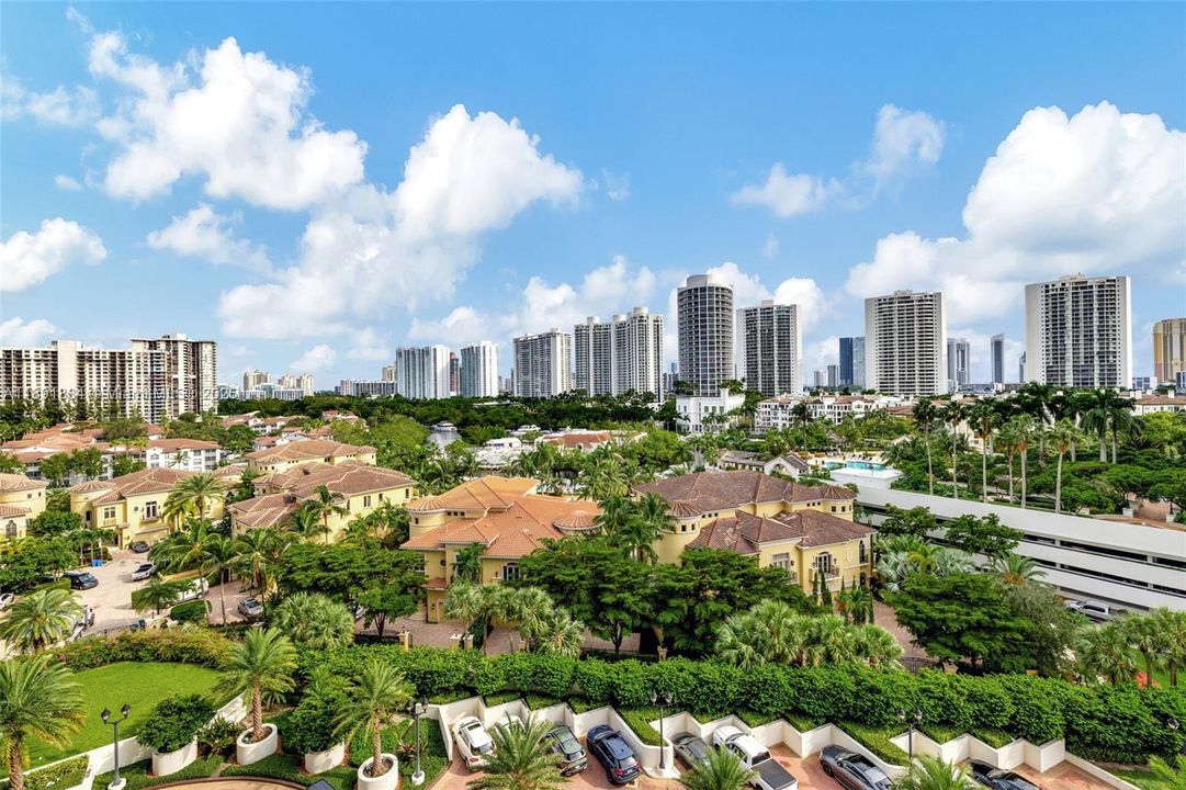 For Sale: $1,090,000 (3 beds, 2 baths, 1930 Square Feet)