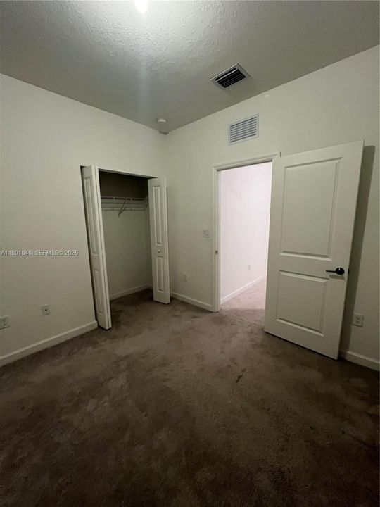 For Sale: $489,900 (3 beds, 2 baths, 1393 Square Feet)