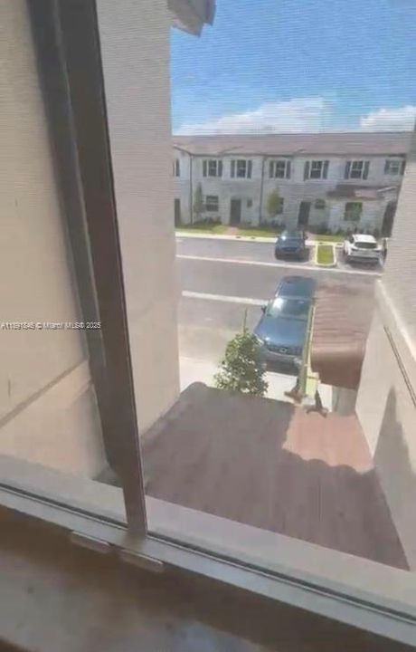 На продажу: $494,500 (3 спален, 2 ванн, 1393 Квадратных фут)