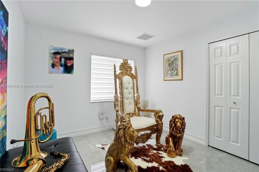 待售: $780,000 (3 贝兹, 2 浴室, 1763 平方英尺)