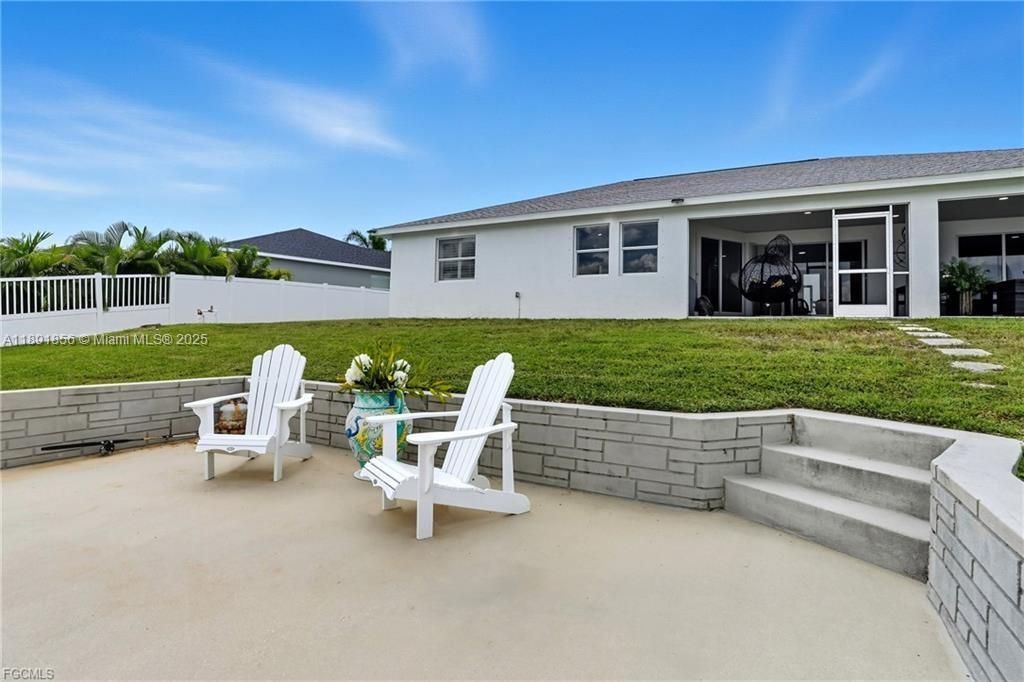 待售: $780,000 (3 贝兹, 2 浴室, 1763 平方英尺)