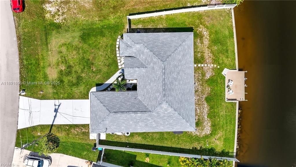 待售: $780,000 (3 贝兹, 2 浴室, 1763 平方英尺)