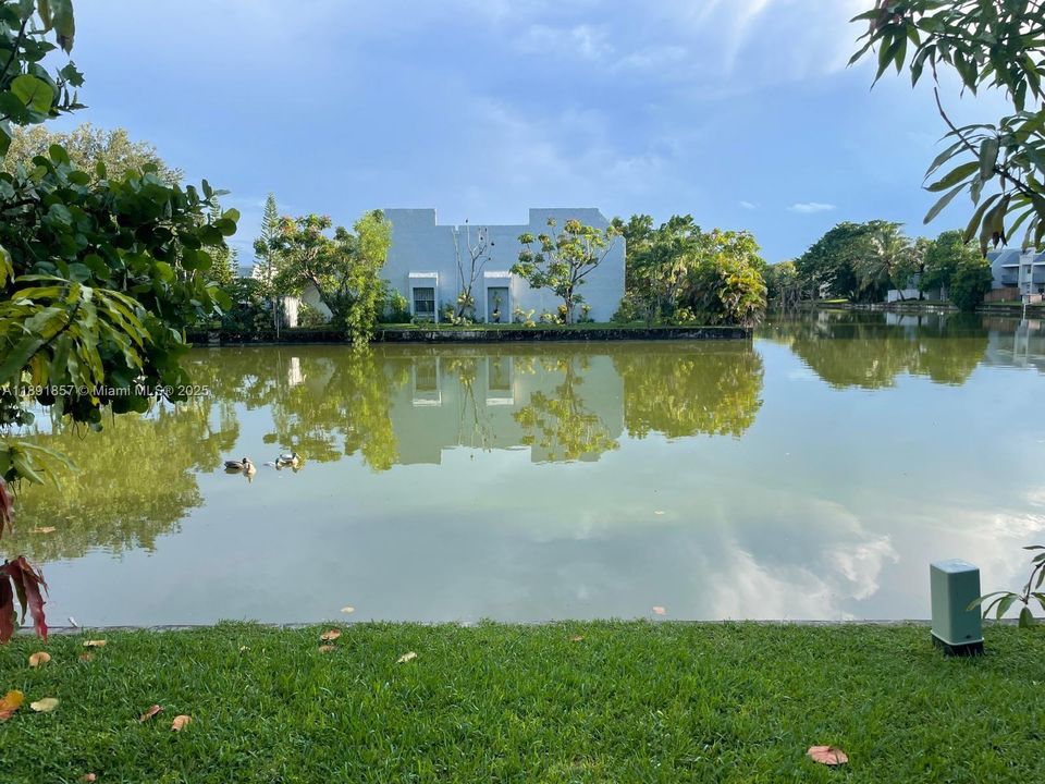 For Sale: $275,000 (3 beds, 2 baths, 2100 Square Feet)