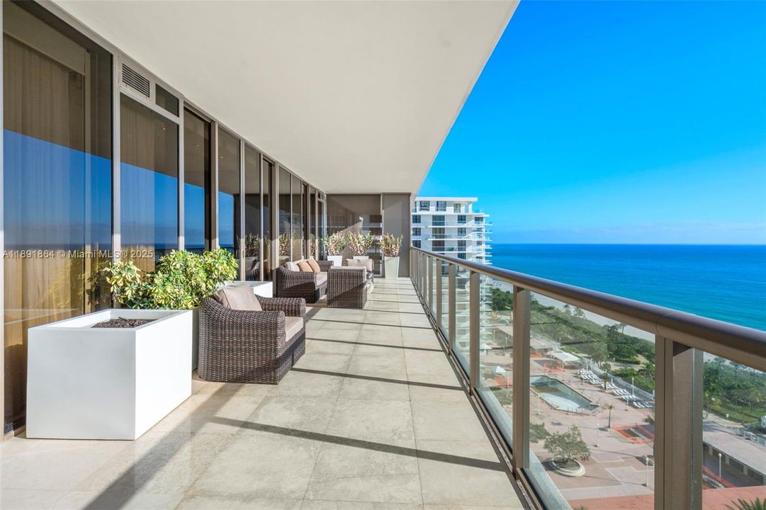 For Sale: $7,200,000 (3 beds, 3 baths, 3128 Square Feet)