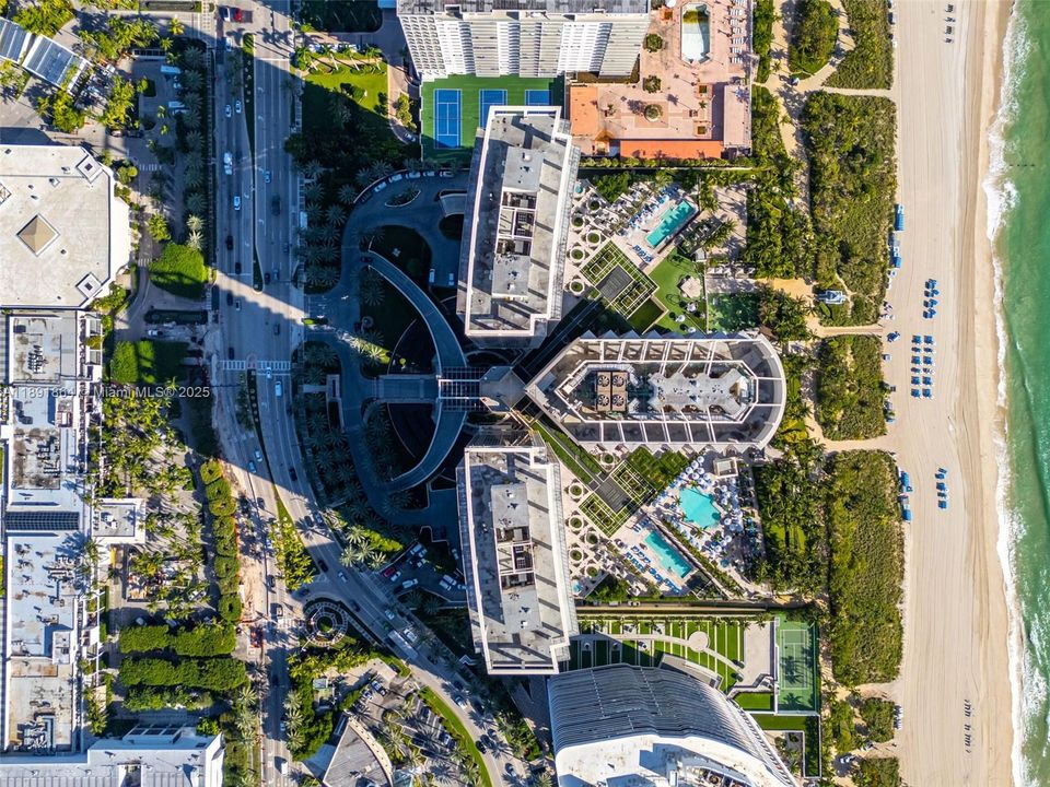 For Sale: $7,200,000 (3 beds, 3 baths, 3128 Square Feet)