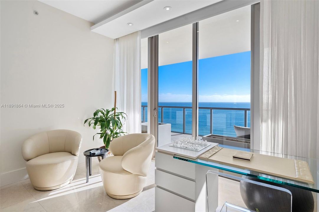 For Sale: $7,200,000 (3 beds, 3 baths, 3128 Square Feet)