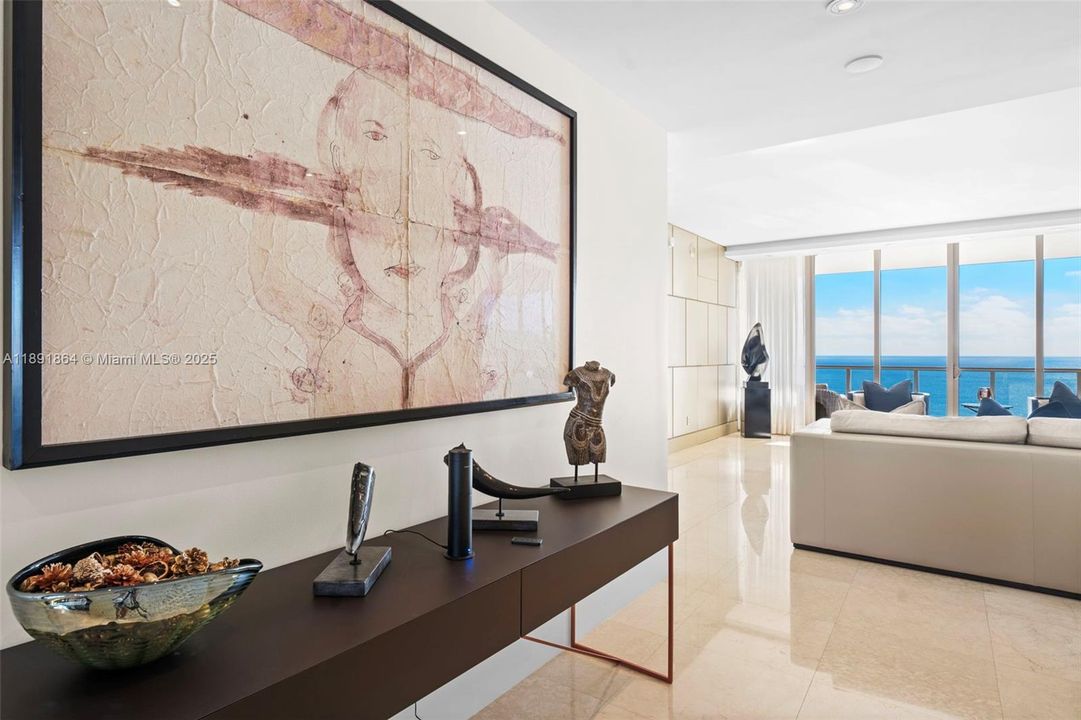 For Sale: $7,200,000 (3 beds, 3 baths, 3128 Square Feet)