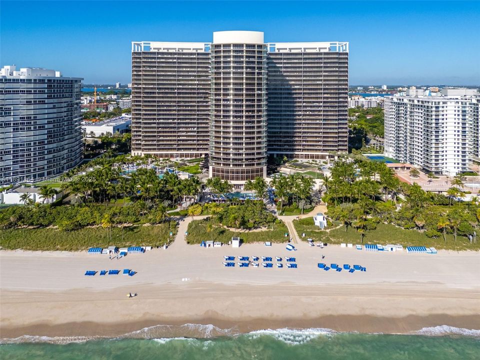 For Sale: $7,200,000 (3 beds, 3 baths, 3128 Square Feet)