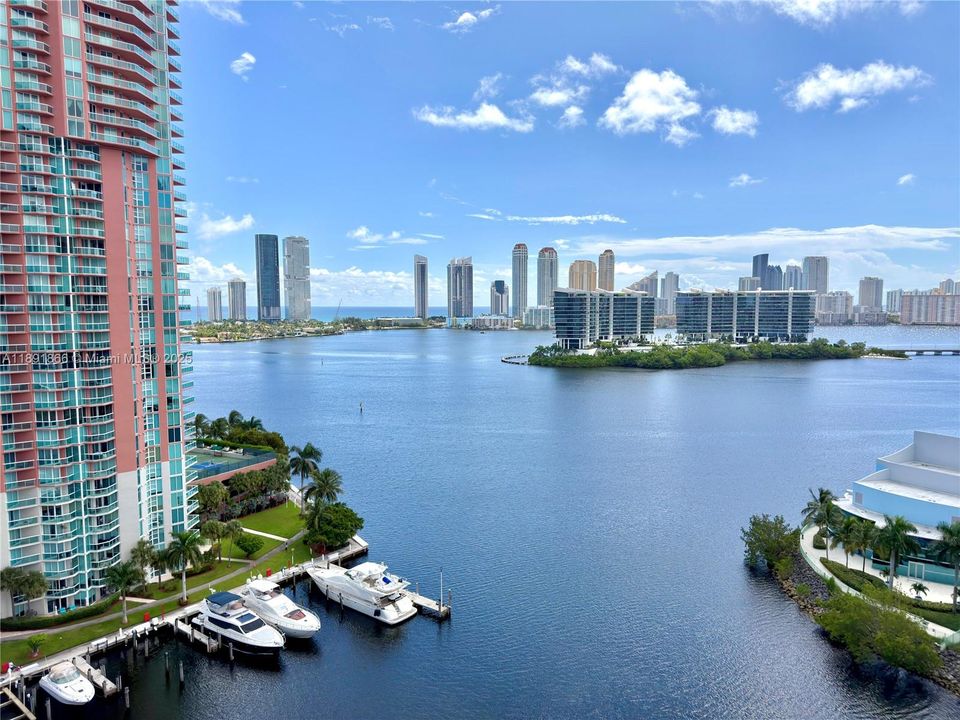 На продажу: $880,000 (3 спален, 2 ванн, 1866 Квадратных фут)