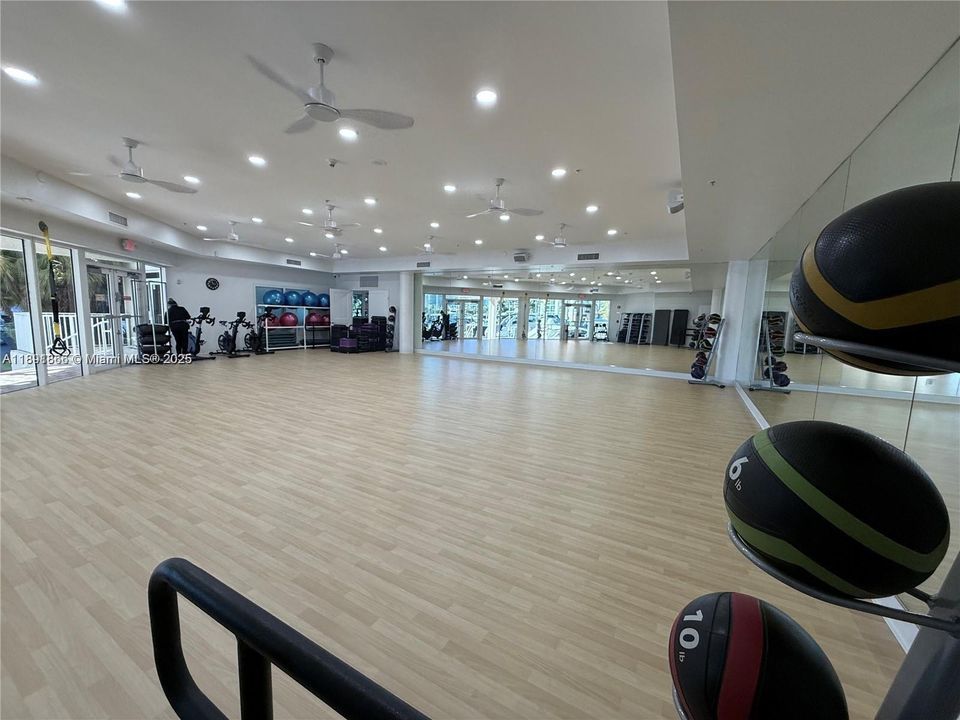 На продажу: $880,000 (3 спален, 2 ванн, 1866 Квадратных фут)