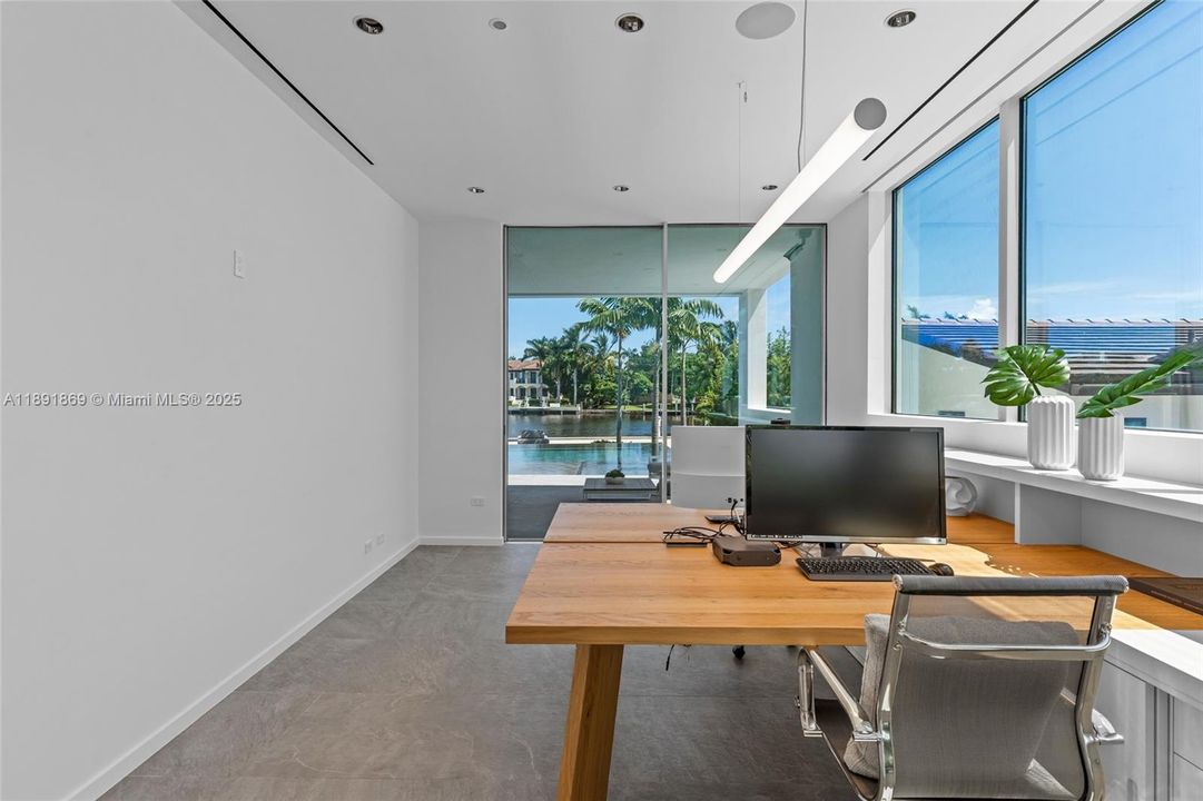 For Sale: $14,995,000 (5 beds, 4 baths, 8315 Square Feet)