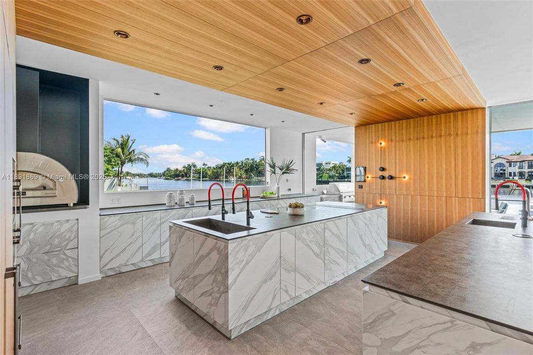 For Sale: $14,995,000 (5 beds, 4 baths, 8315 Square Feet)