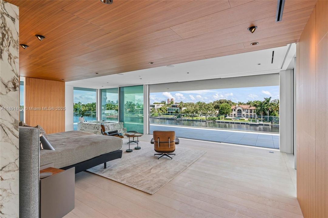 For Sale: $14,995,000 (5 beds, 4 baths, 8315 Square Feet)