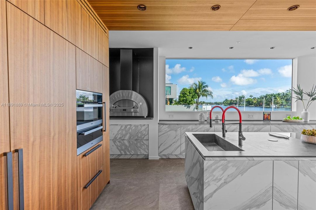 For Sale: $14,995,000 (5 beds, 4 baths, 8315 Square Feet)