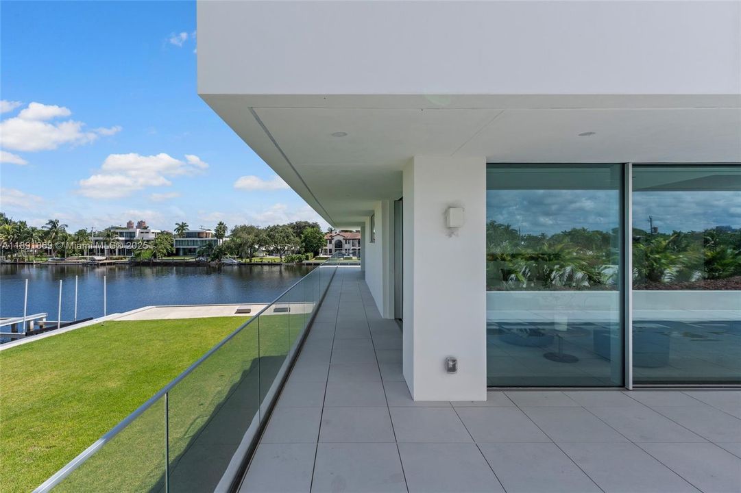 For Sale: $14,995,000 (5 beds, 4 baths, 8315 Square Feet)