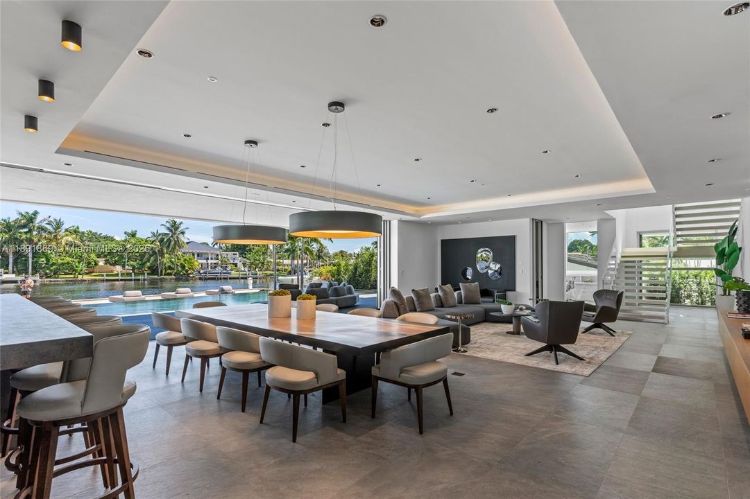 For Sale: $14,995,000 (5 beds, 4 baths, 8315 Square Feet)