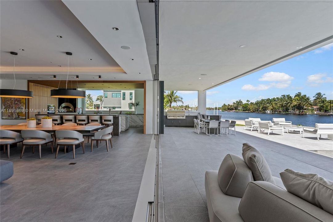 For Sale: $14,995,000 (5 beds, 4 baths, 8315 Square Feet)