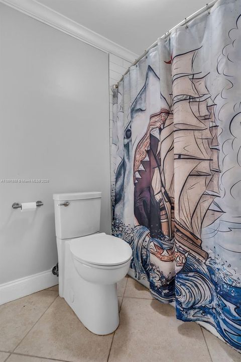 Недавно продано: $829,999 (4 спален, 2 ванн, 1809 Квадратных фут)