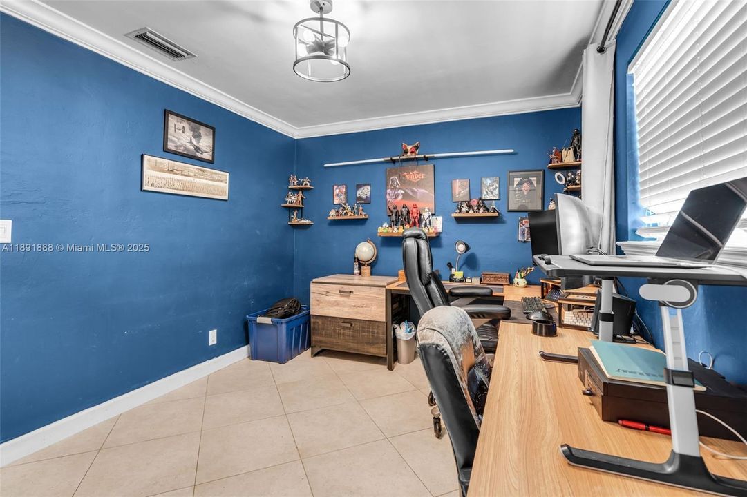 Недавно продано: $829,999 (4 спален, 2 ванн, 1809 Квадратных фут)