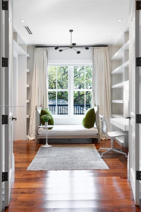 For Sale: $16,250,000 (5 beds, 6 baths, 6352 Square Feet)