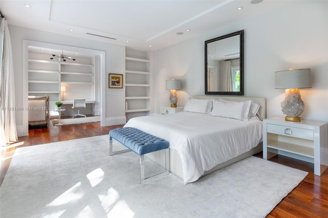 For Sale: $16,250,000 (5 beds, 6 baths, 6352 Square Feet)