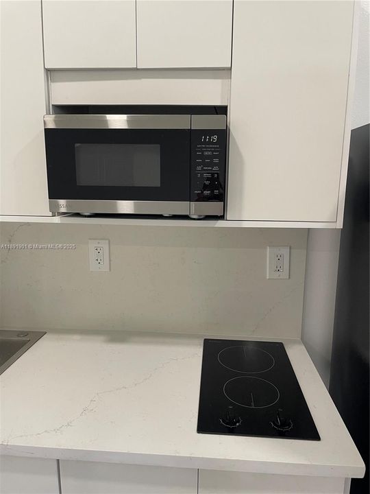 В аренду: $1,500 (1 спален, 1 ванн, 0 Квадратных фут)