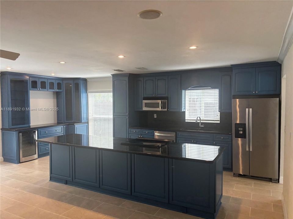 Недавно арендовано: $4,350 (3 спален, 2 ванн, 2283 Квадратных фут)