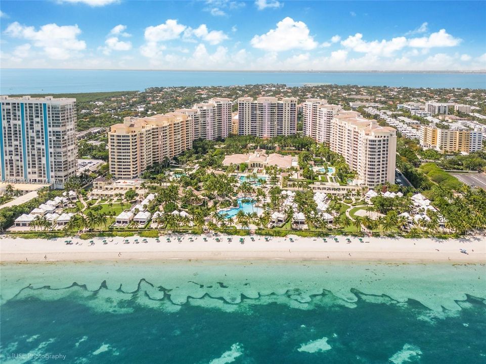 待售: $2,780,000 (3 贝兹, 4 浴室, 2605 平方英尺)