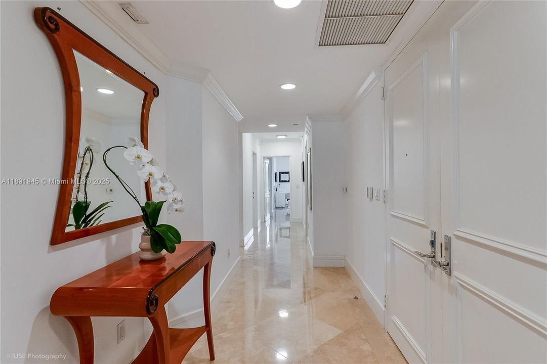 待售: $2,780,000 (3 贝兹, 4 浴室, 2605 平方英尺)