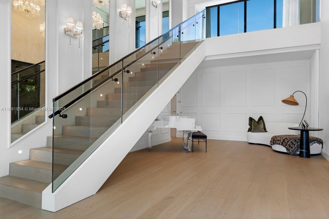 На продажу: $18,900,000 (7 спален, 6 ванн, 7690 Квадратных фут)