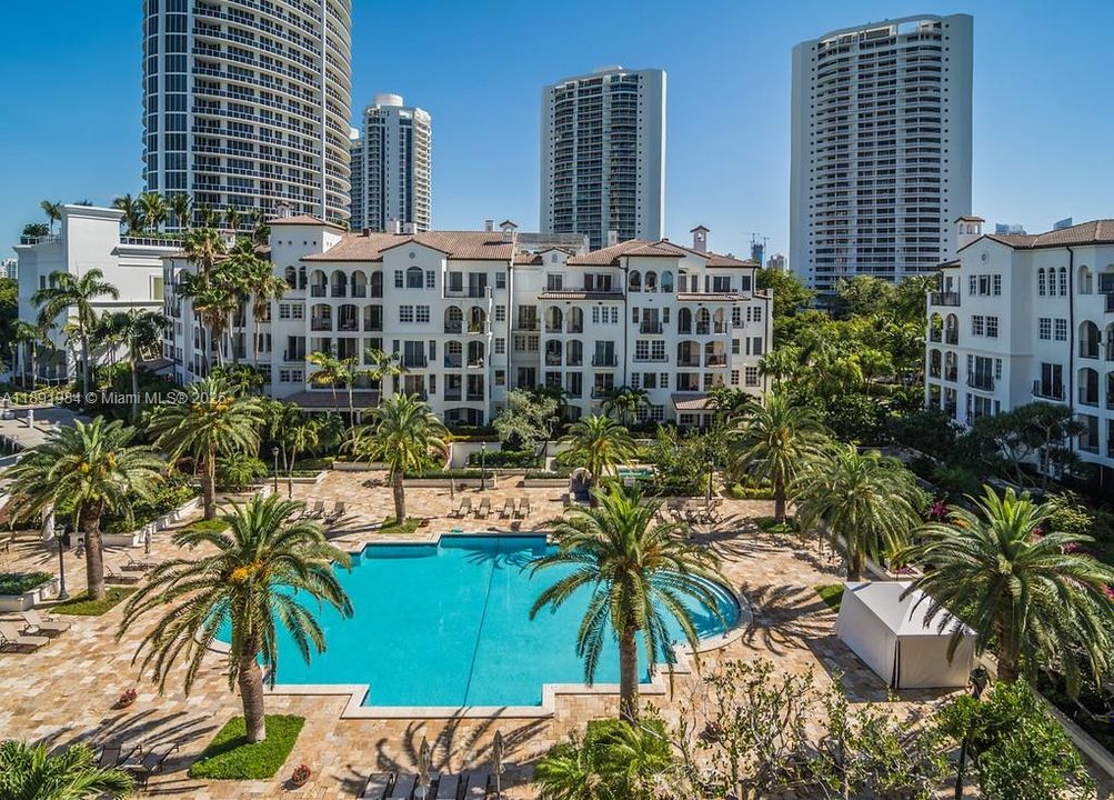 For Sale: $2,500,000 (4 beds, 4 baths, 4339 Square Feet)