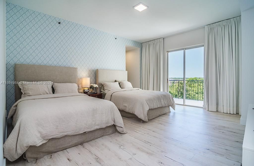 For Sale: $2,500,000 (4 beds, 4 baths, 4339 Square Feet)