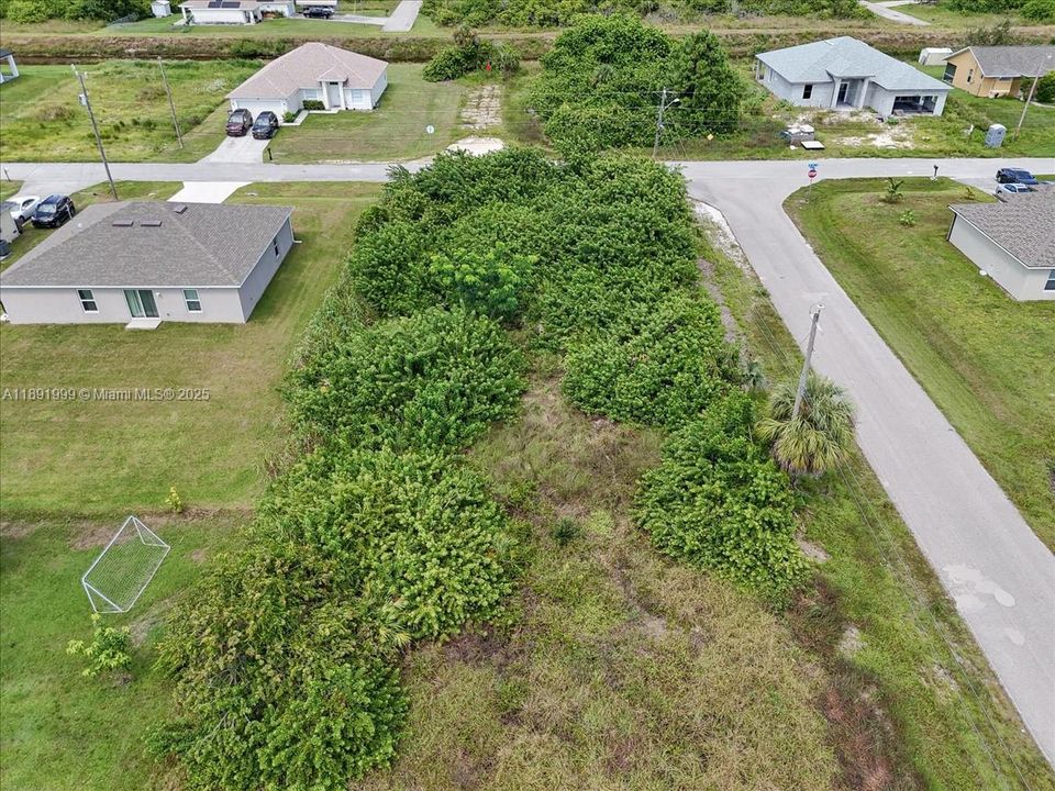 На продажу: $44,600 (0.25 acres)