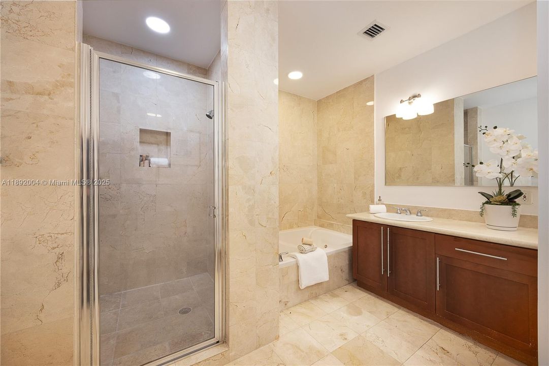 Active With Contract: $1,399,000 (3 beds, 2 baths, 1890 Square Feet)