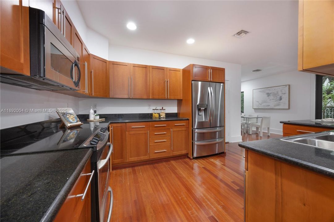 Active With Contract: $1,399,000 (3 beds, 2 baths, 1890 Square Feet)