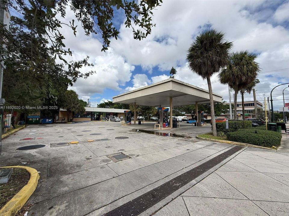 待售: $3,700,000 (0 贝兹, 0 浴室, 0 平方英尺)