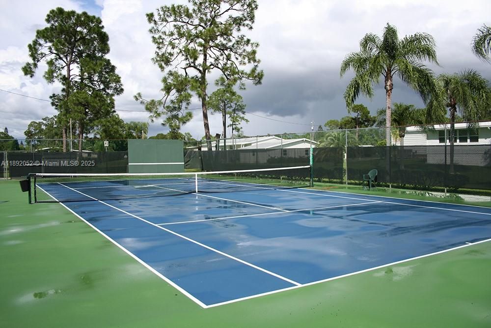 For Sale: $48,900 (0.28 acres)