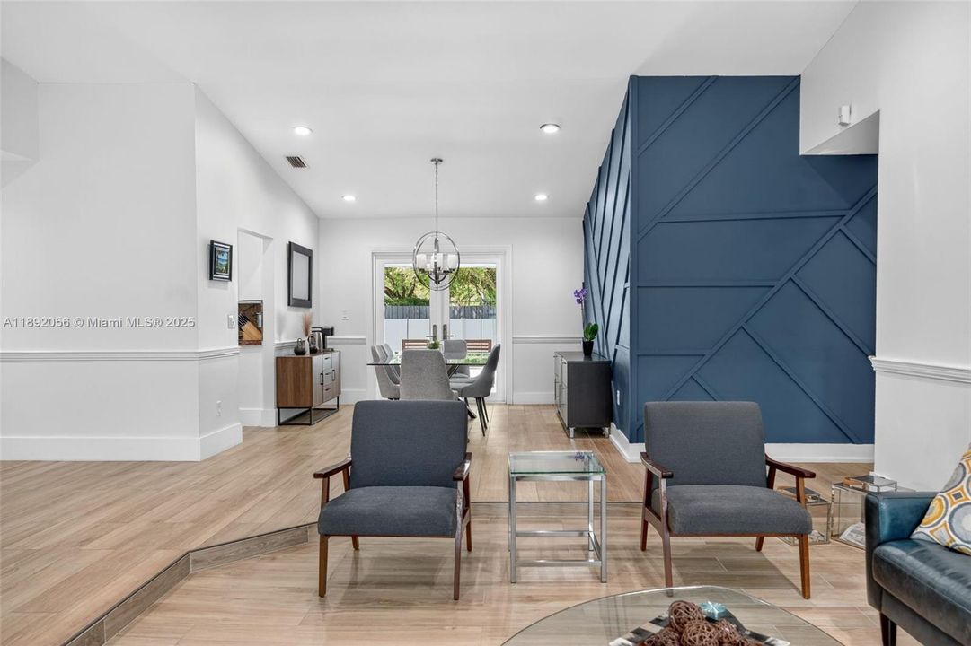 En Venta: $1,080,000 (3 camas, 2 baños, 2229 Pies cuadrados)