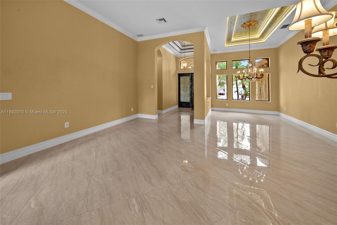 待售: $1,175,000 (5 贝兹, 3 浴室, 2576 平方英尺)