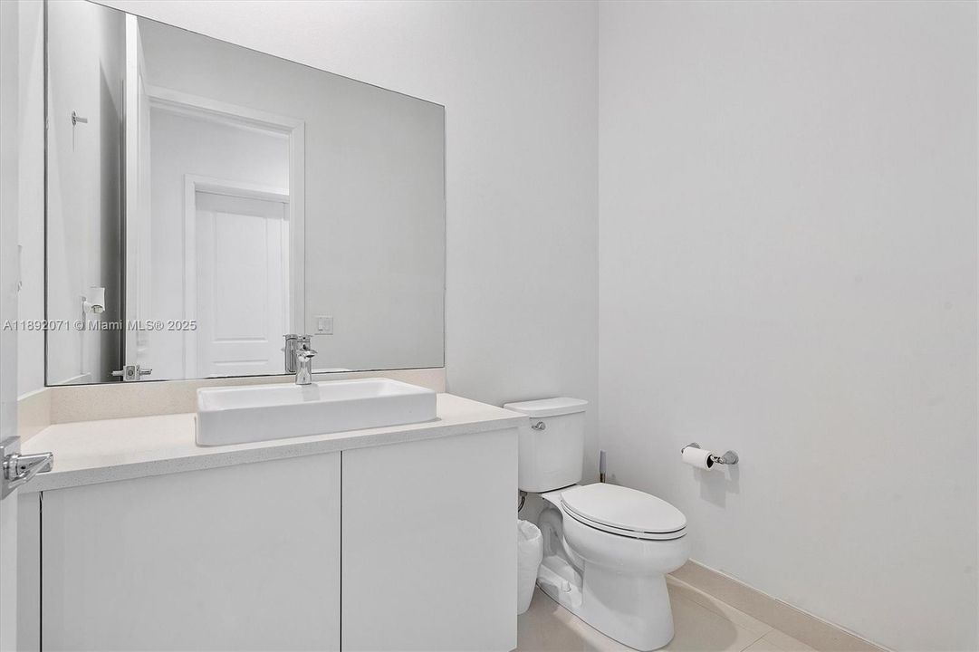 На продажу: $1,499,900 (4 спален, 3 ванн, 4073 Квадратных фут)