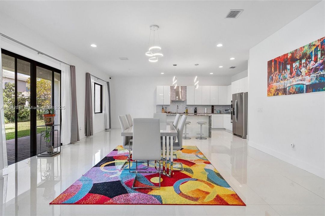 На продажу: $1,499,900 (4 спален, 3 ванн, 4073 Квадратных фут)