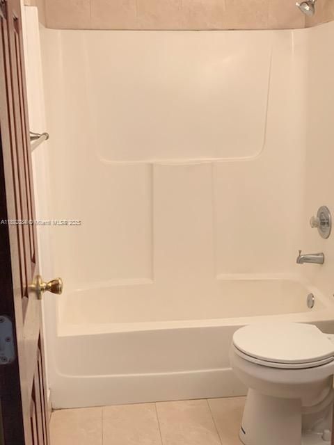 Recientemente alquilado: $2,000 (2 camas, 2 baños, 800 Pies cuadrados)